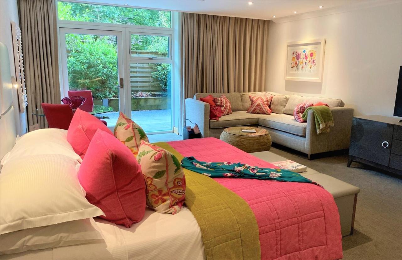 Luxury Garden Suite