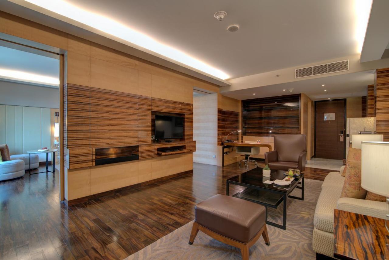 Executive Suite 1 King