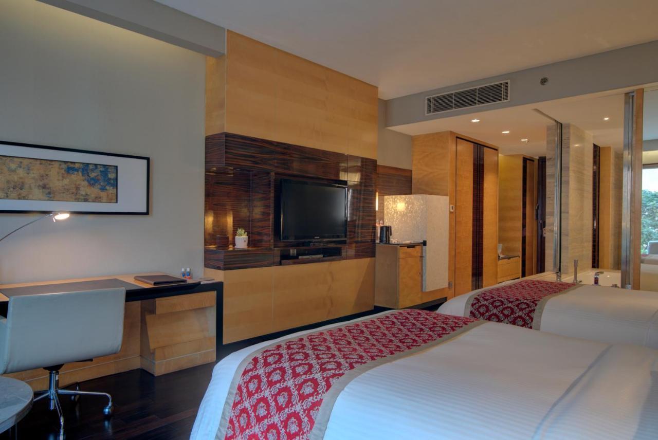Twin Guest Room High Floor