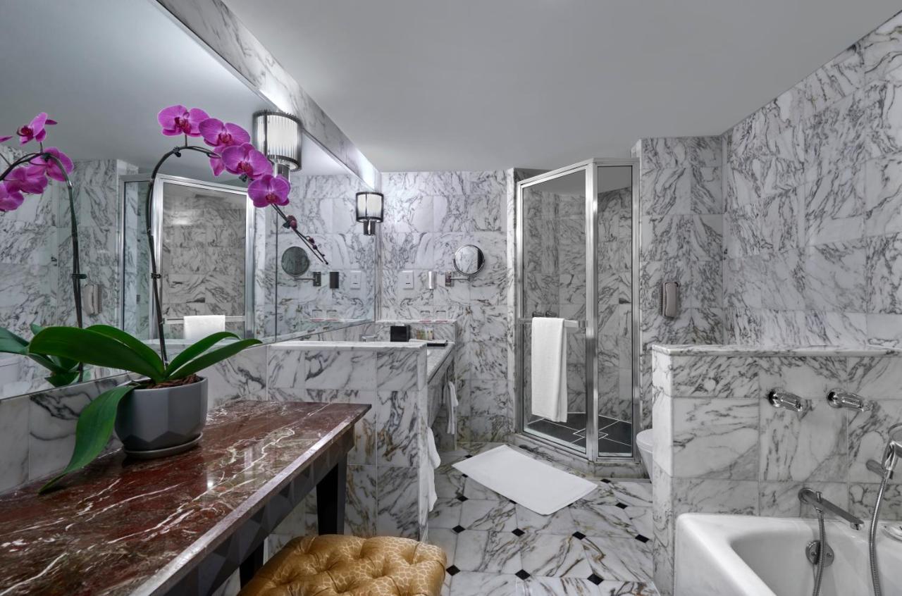 Executive Suite with One King Bed,1705558301:JPEG