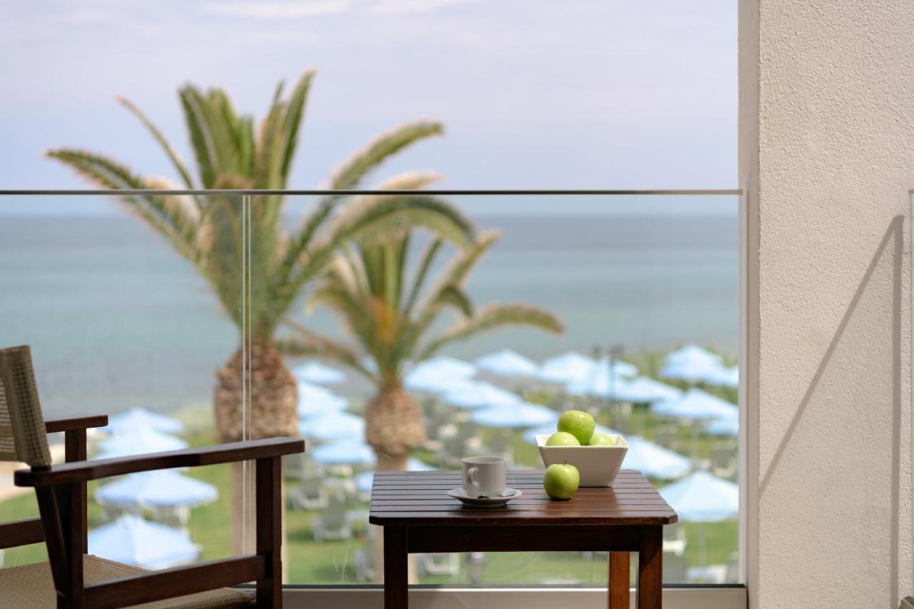 Double or Twin Room Sea View,1398055421:JPEG