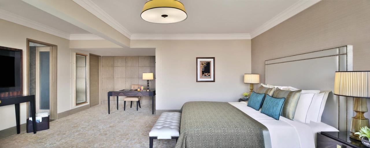 Taj Club Suite | One way Airport Transfer | Club Lounge Access