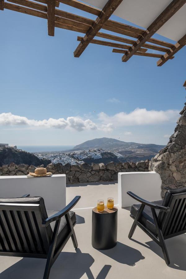 Petra Studio Caldera View