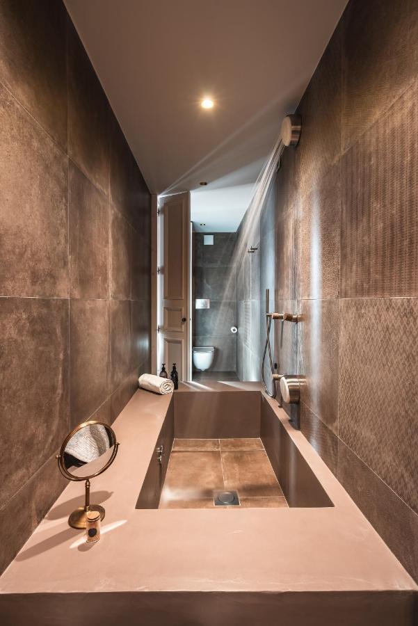 Superior King Suite