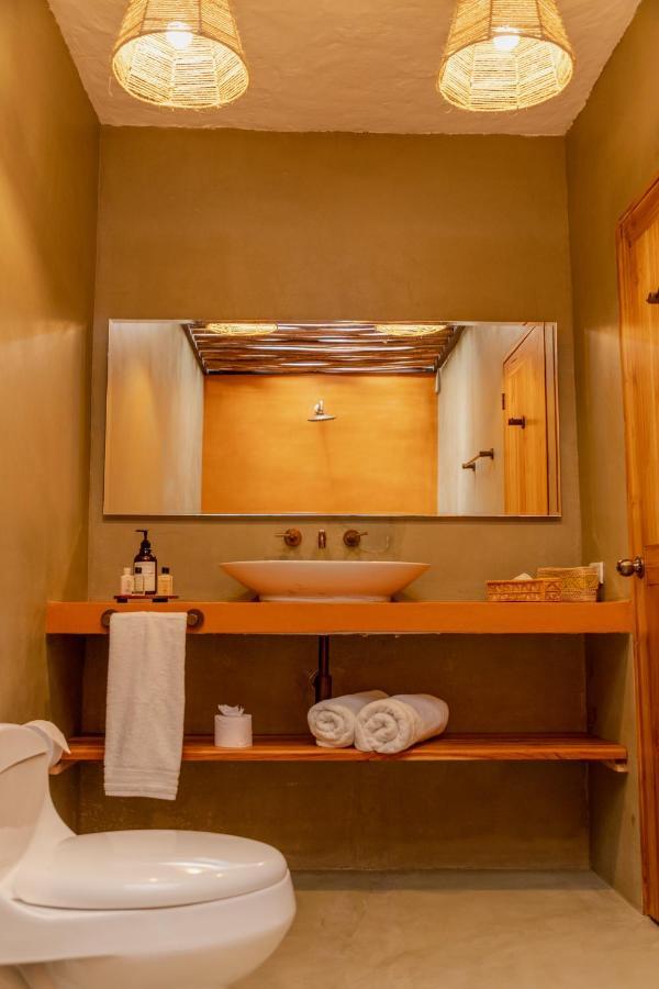 Deluxe Double Room,1396354910:JPEG