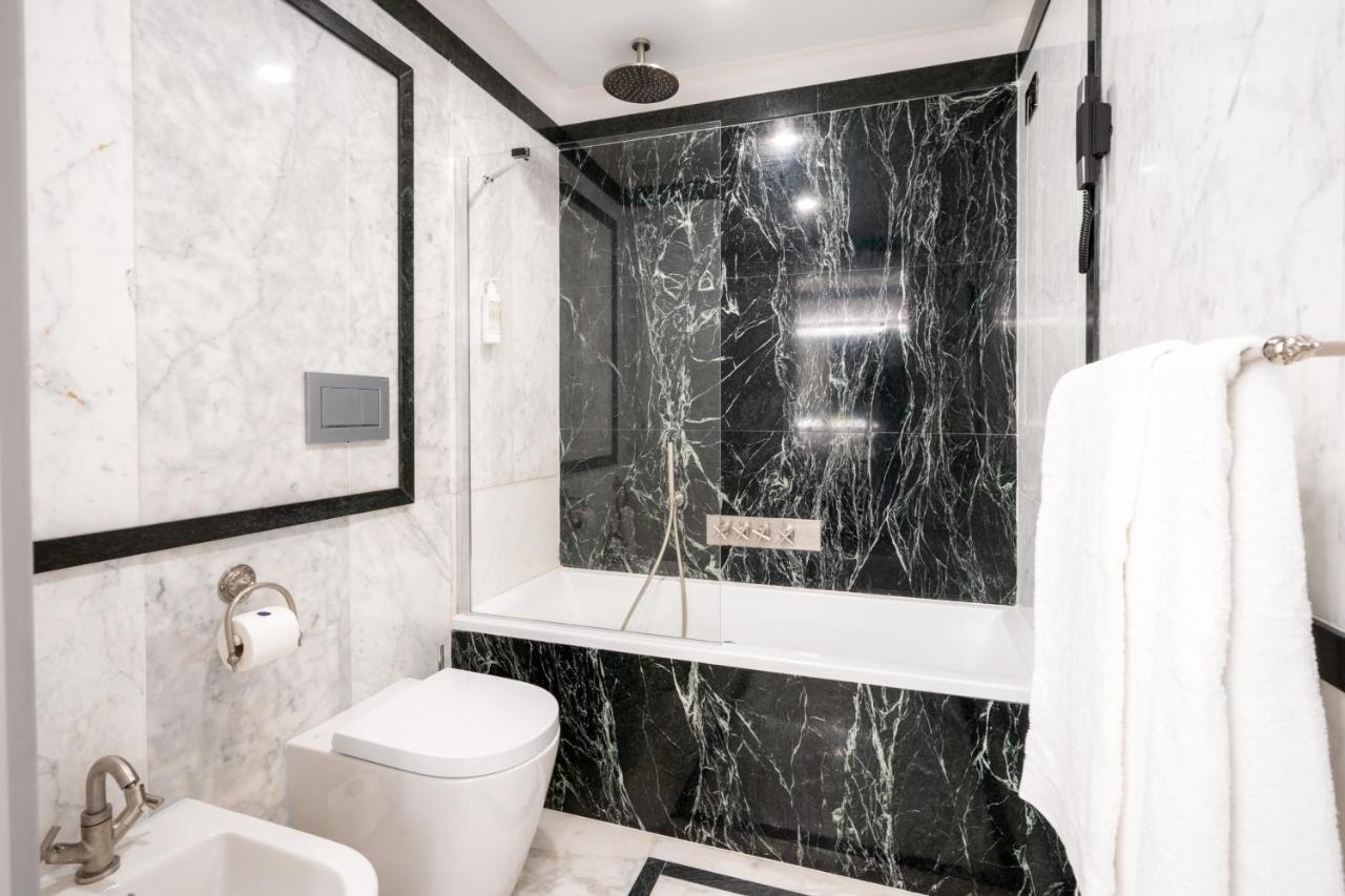 Deluxe Double Room with Sea View,1397445689:JPEG