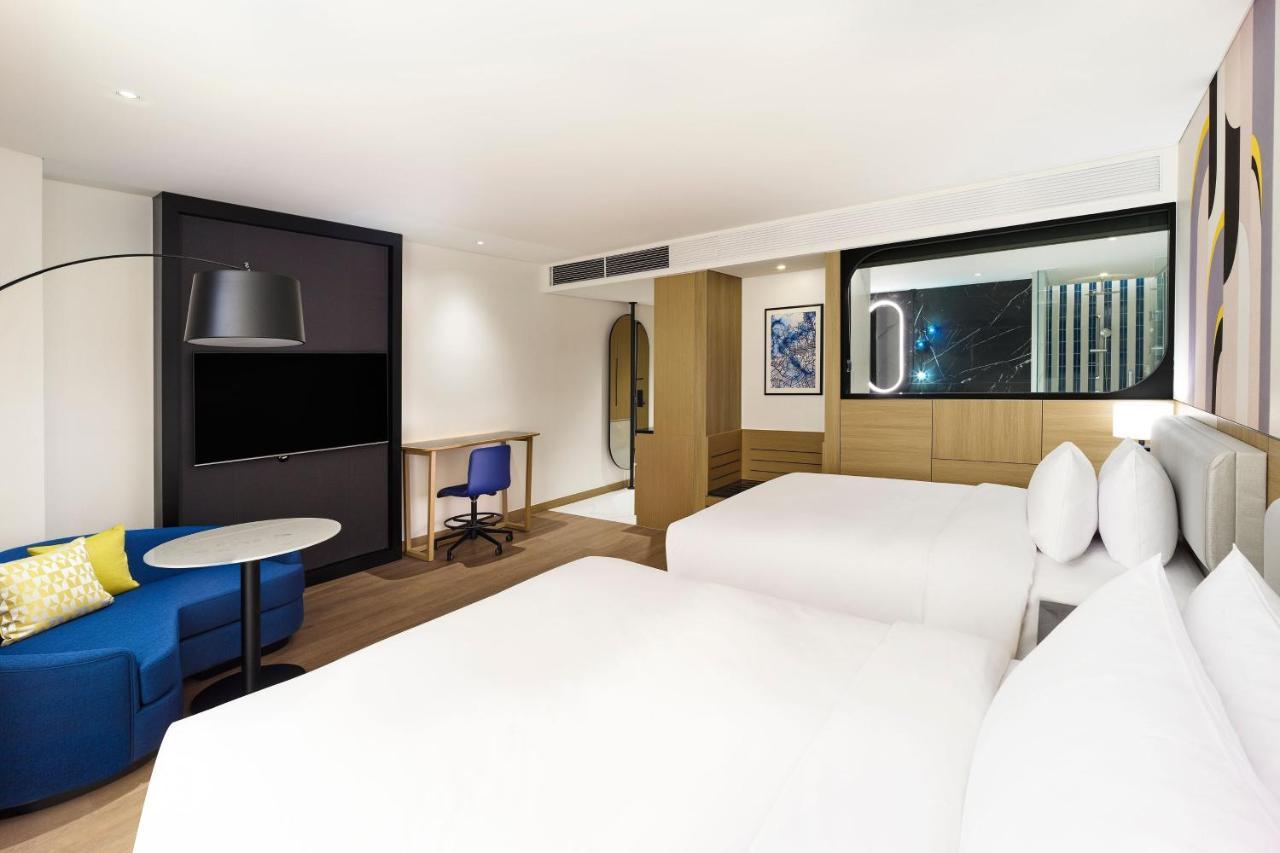 Club Double Room with Two Double Beds and City View (Club Lounge Access - Breakfast at Lounge)
