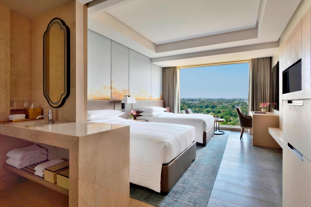 Club Twin, Club Lounge Access, Guest room, 2 Twin/Single Beds,1398622529:JPEG
