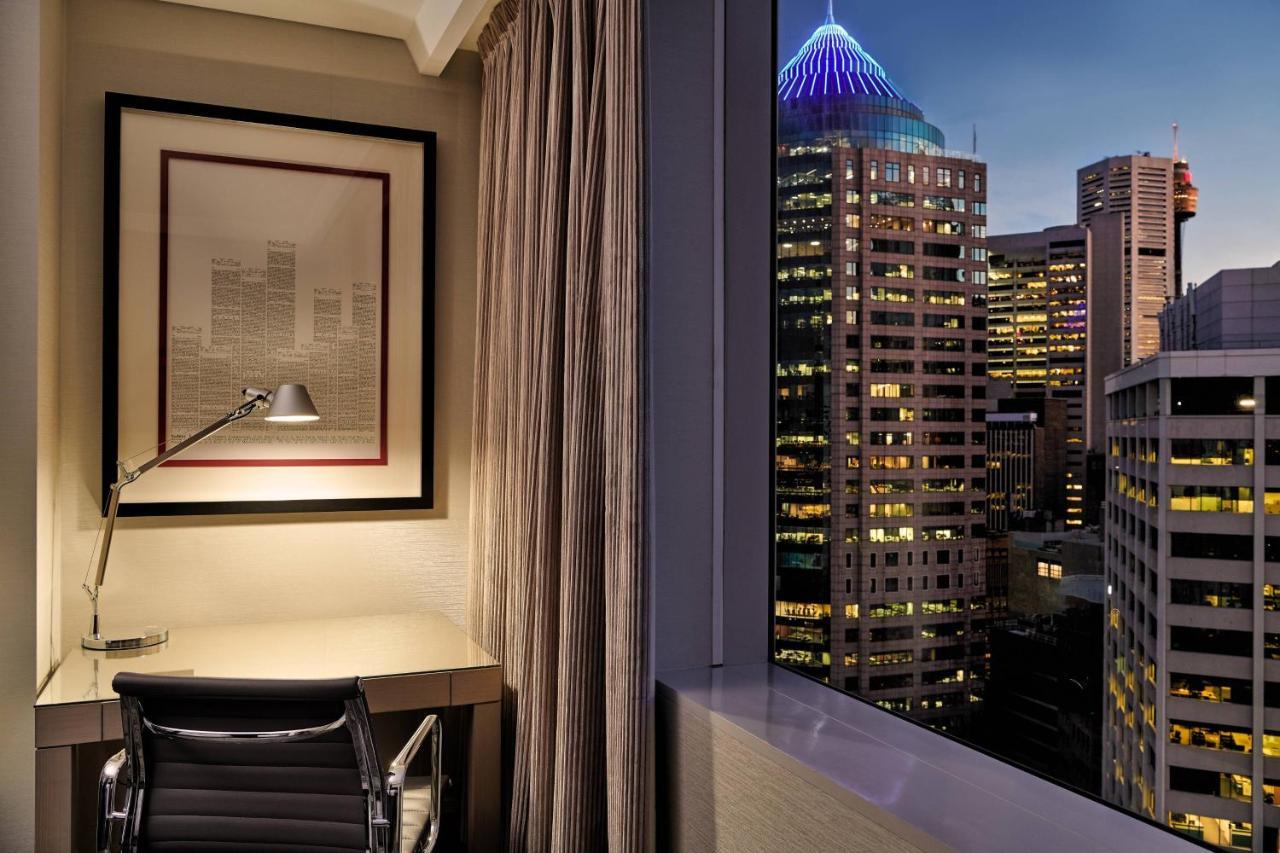 Premium Guest room 1 King Bed Cityscape View