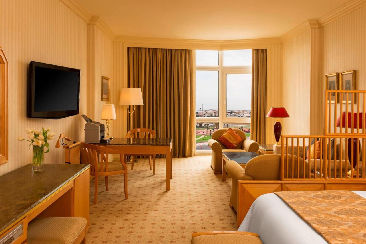 Deluxe King Room,1400184782:JPEG