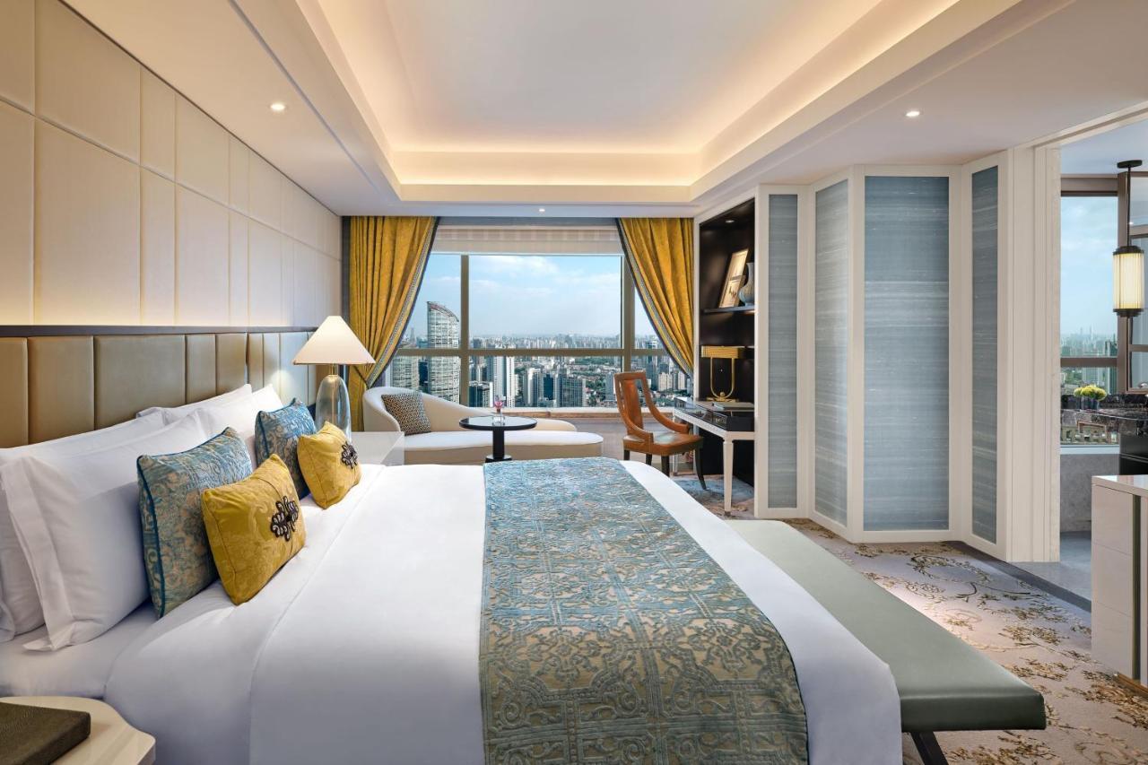 Premier Corner Deluxe Guest room King