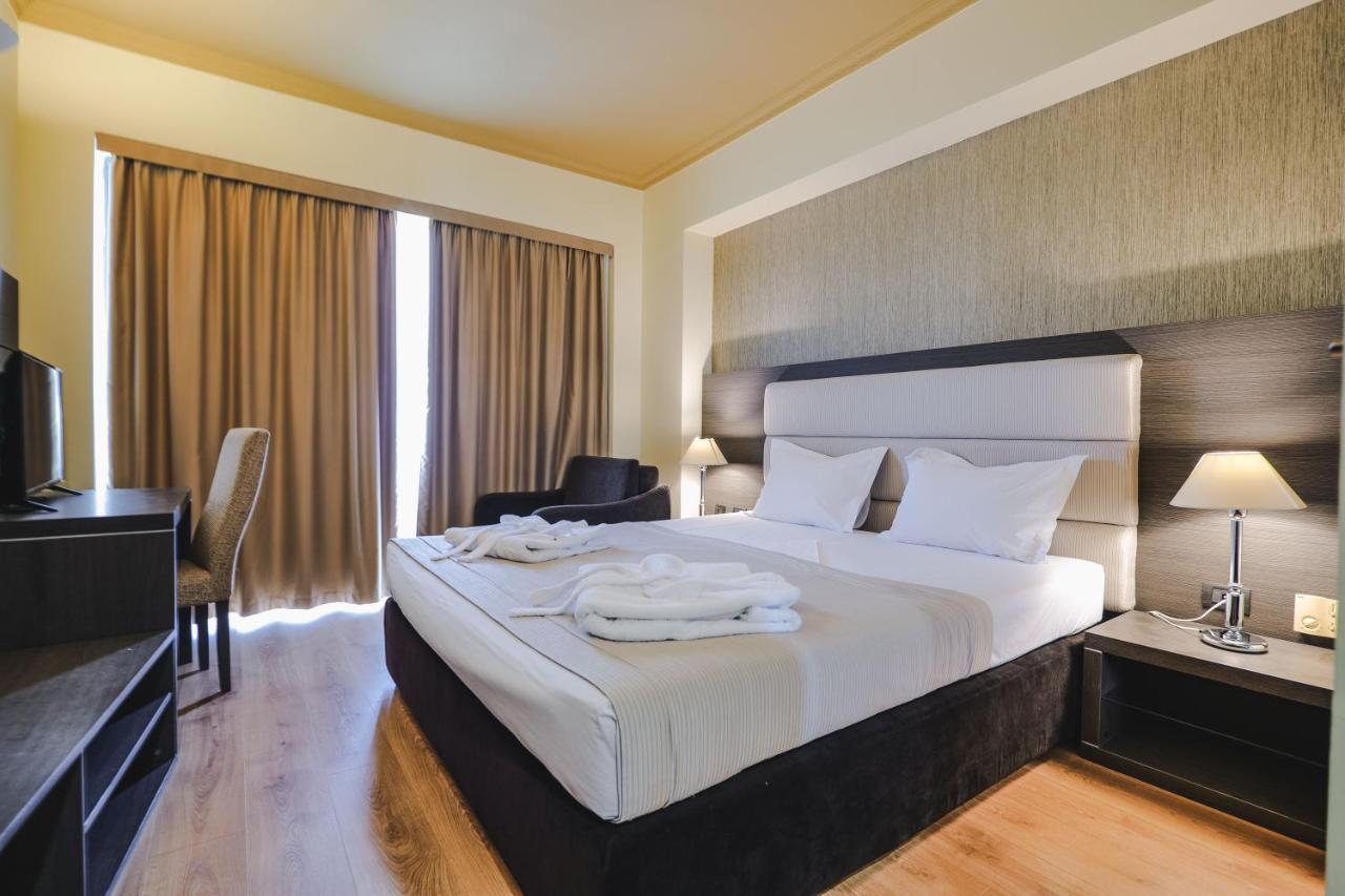 Double or Twin Room Sea View