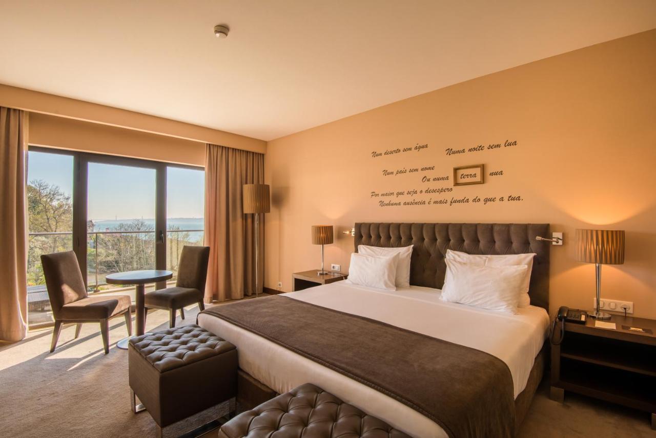Double or Twin Room Pool View
