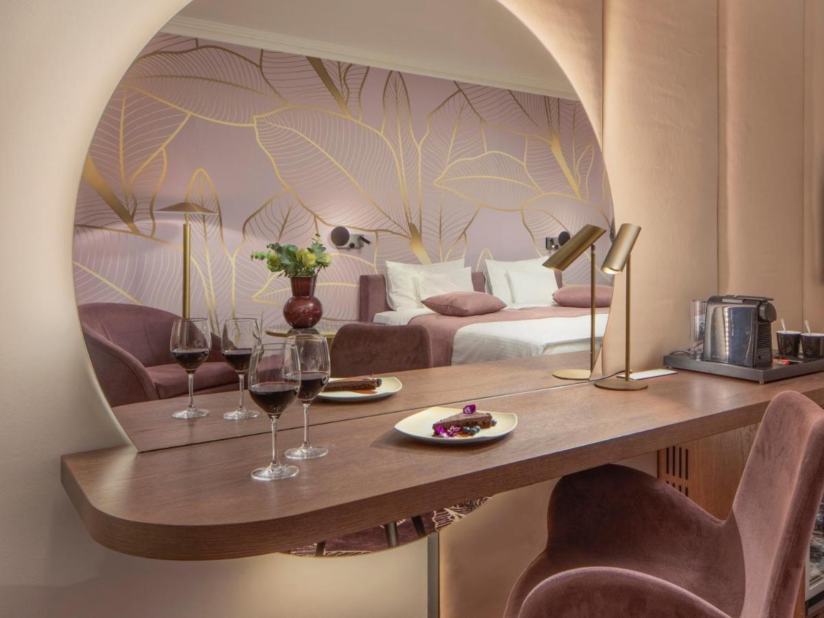 Premium Gold Double Room,1404599363:JPEG