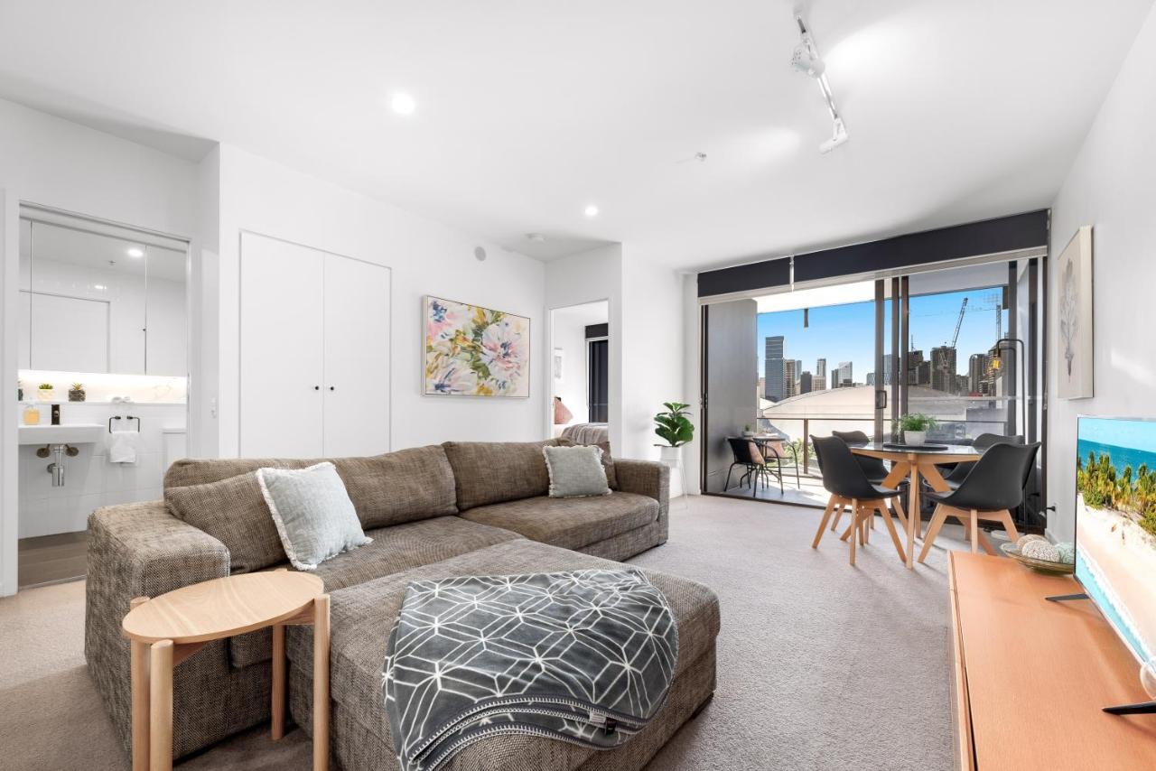 One-Bedroom Apartment City View