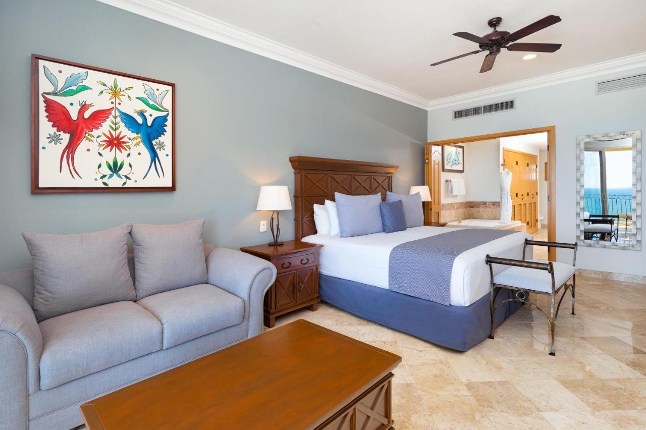 One-Bedroom Luxury Suite