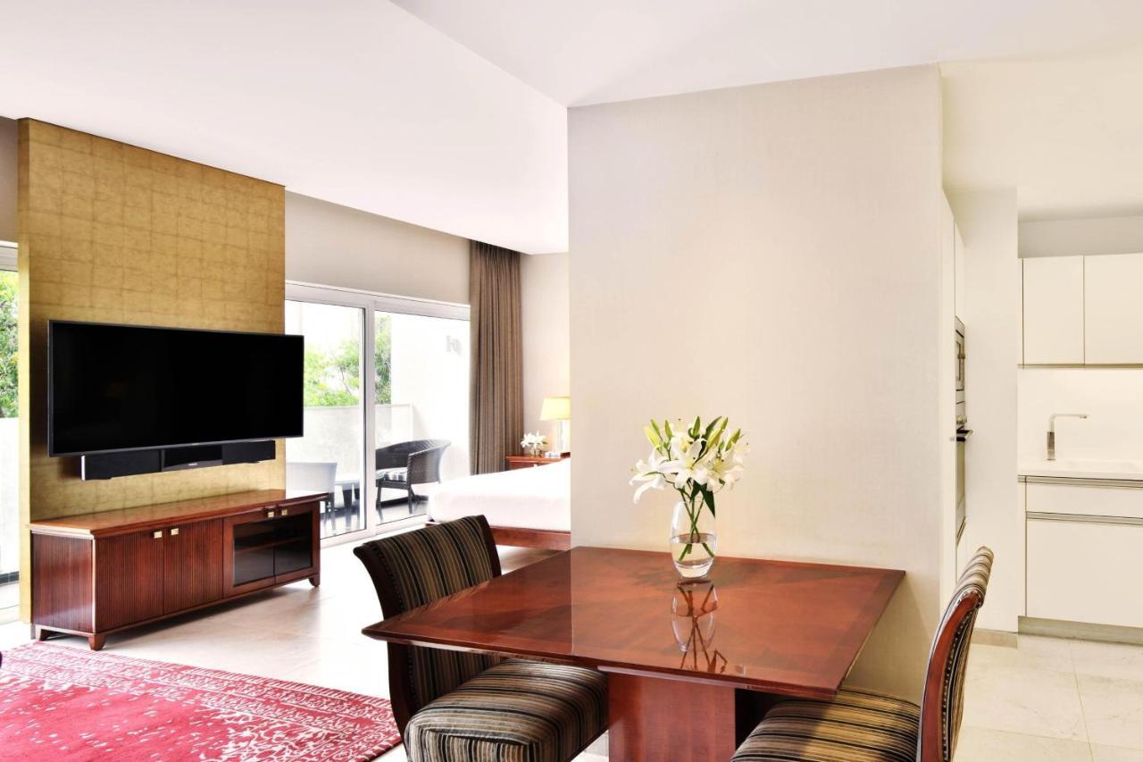 Studio Suite, Balcony, Kitchenette,1406796932:JPEG