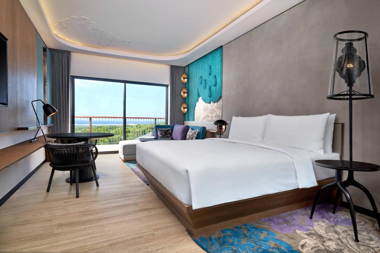Sea View Deluxe King Guest room 1 King Sofa bed Balcony Scheduled Shuttle to Hotel’s Beach Facility,1409813351:JPEG