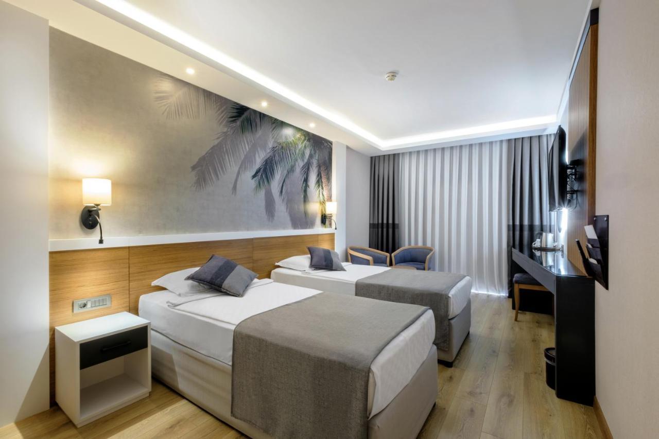 Standard Double or Twin Room with Sea View,1409364557:JPEG