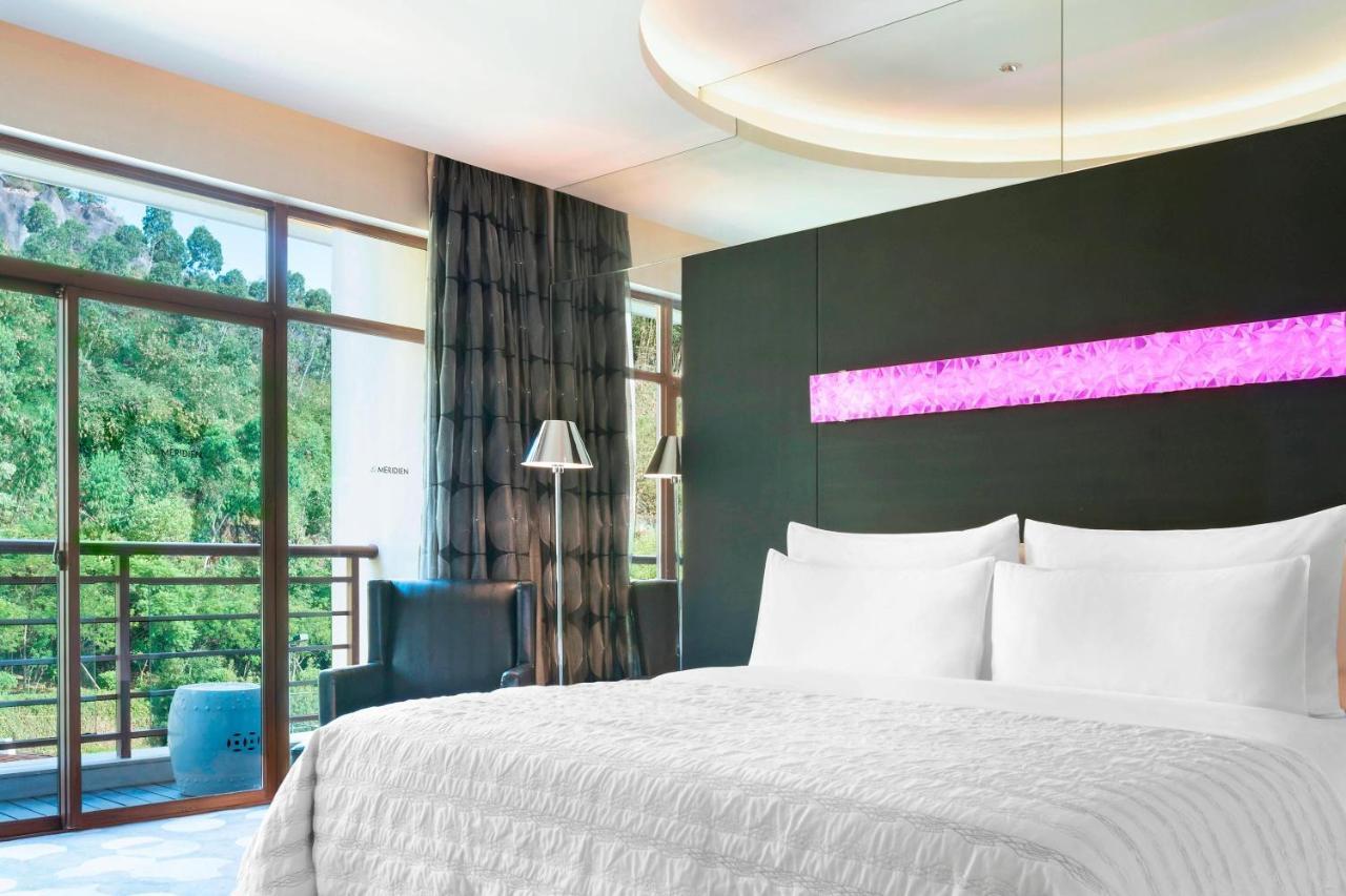 King Bed Room with Balcony, Mountain View,1416290103:JPEG