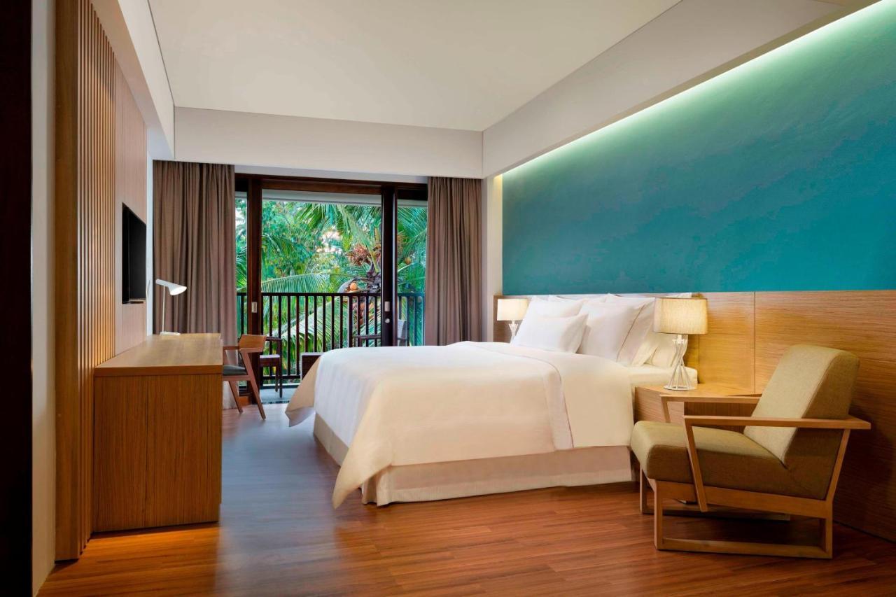 Deluxe Premier Room, Guest room, 1 King, Garden view, Balcony with  Free Mini Bar, Daily Shuttle to Monkey Forest, Daily Yoga, Free Bike to borrow,  Free Family Activity and 24 Hour access to Motion Fitness Center,1596914422:JPEG