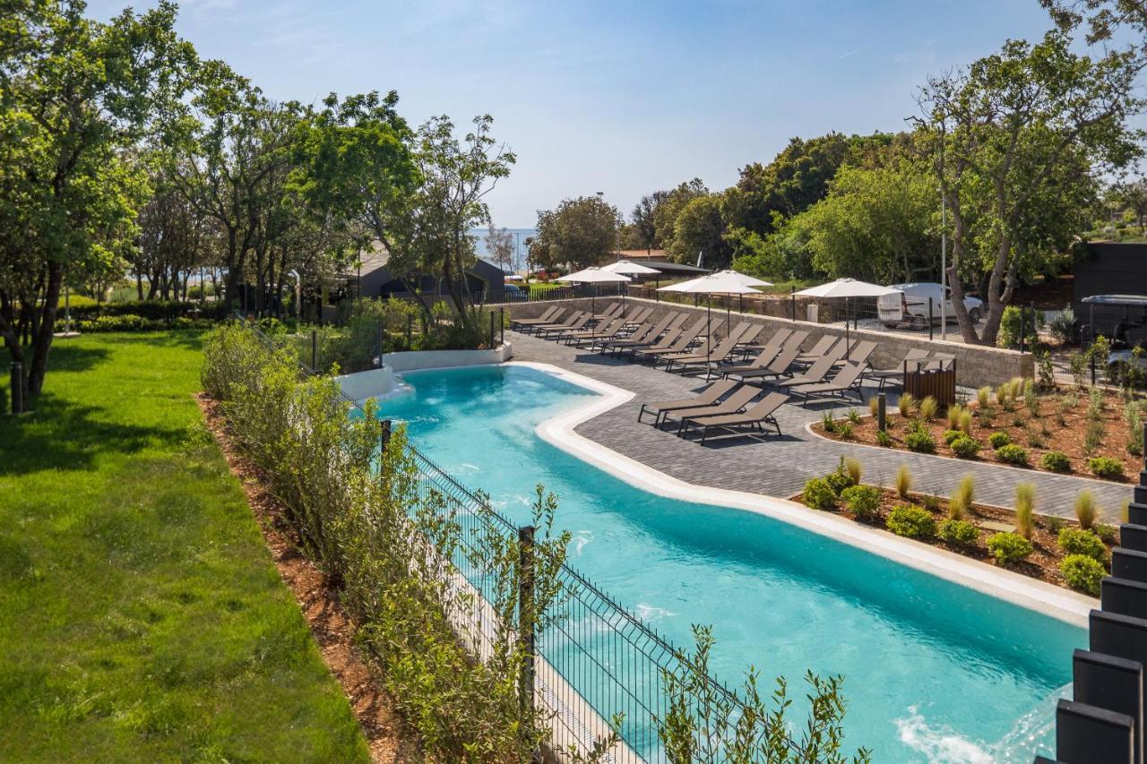 Luxury Bay ViIla Hot Tub