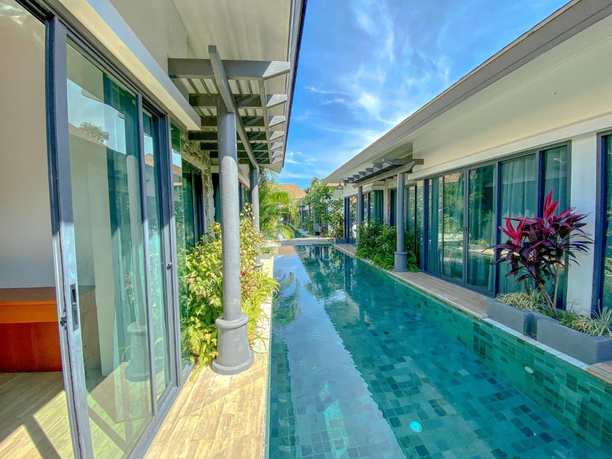 One-Bedroom Pool Access,1419546360:JPEG