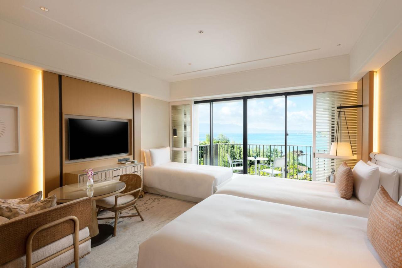 Deluxe Ocean View Triple
