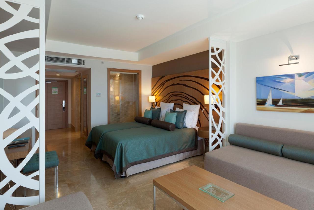 Standard Double or Twin Room Land View