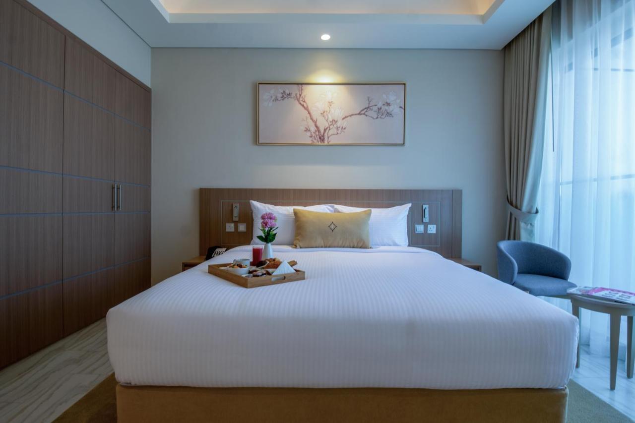 Elite Two-Bedroom Apartment With Terrace - Inclusive of complimentary shuttle bus to Deira City Centre & Dubai Festival City Mall,1418624571:JPEG