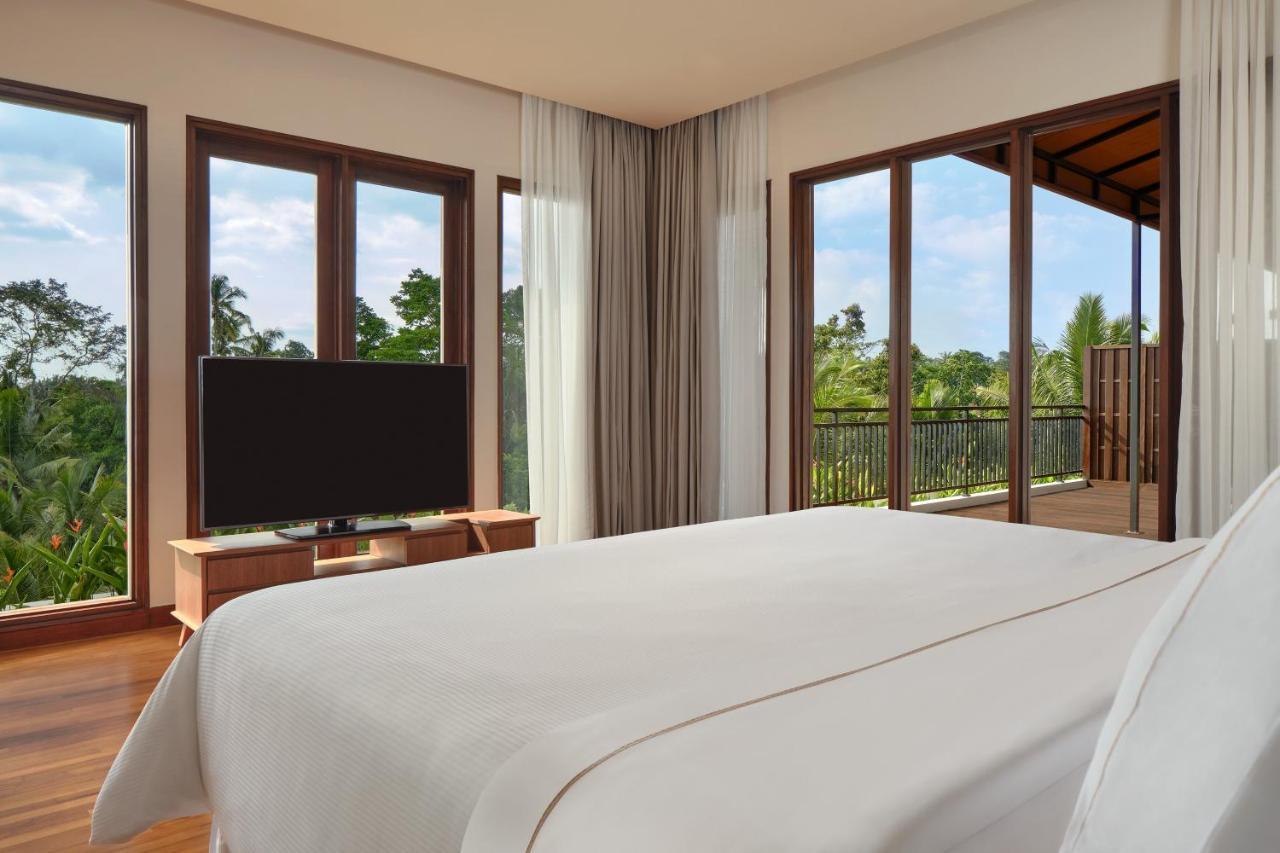 Puri Penthouse Penthouse 1 King Garden view Balcony Mini Bar Daily Shuttle to Monkey Forest Daily Yoga Bike to borrow Family Activity 24 Hour access to Motion Fitness Center,960536635:JPEG