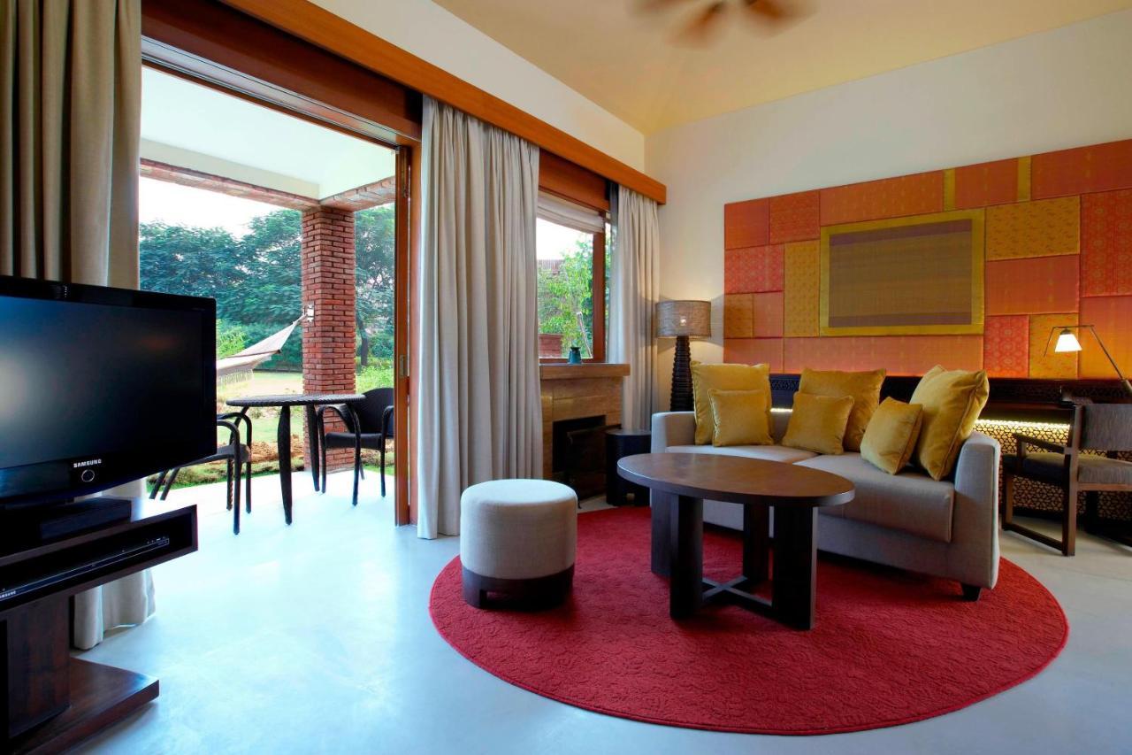 1 King Bed, Patio, 1-Bedroom Villa