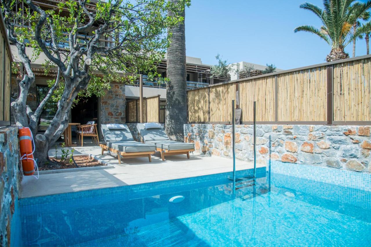 Classic Room with Garden View and Private Pool,1421147982:JPEG