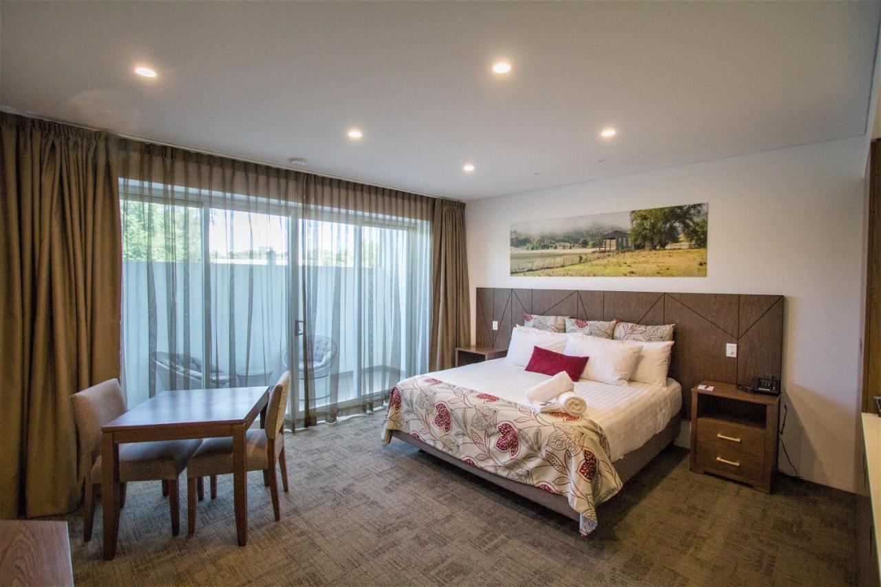Superior King Room,1588298572:JPEG