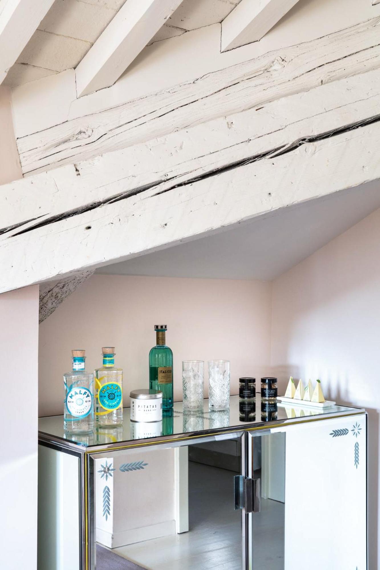 Suite Canal View Attic