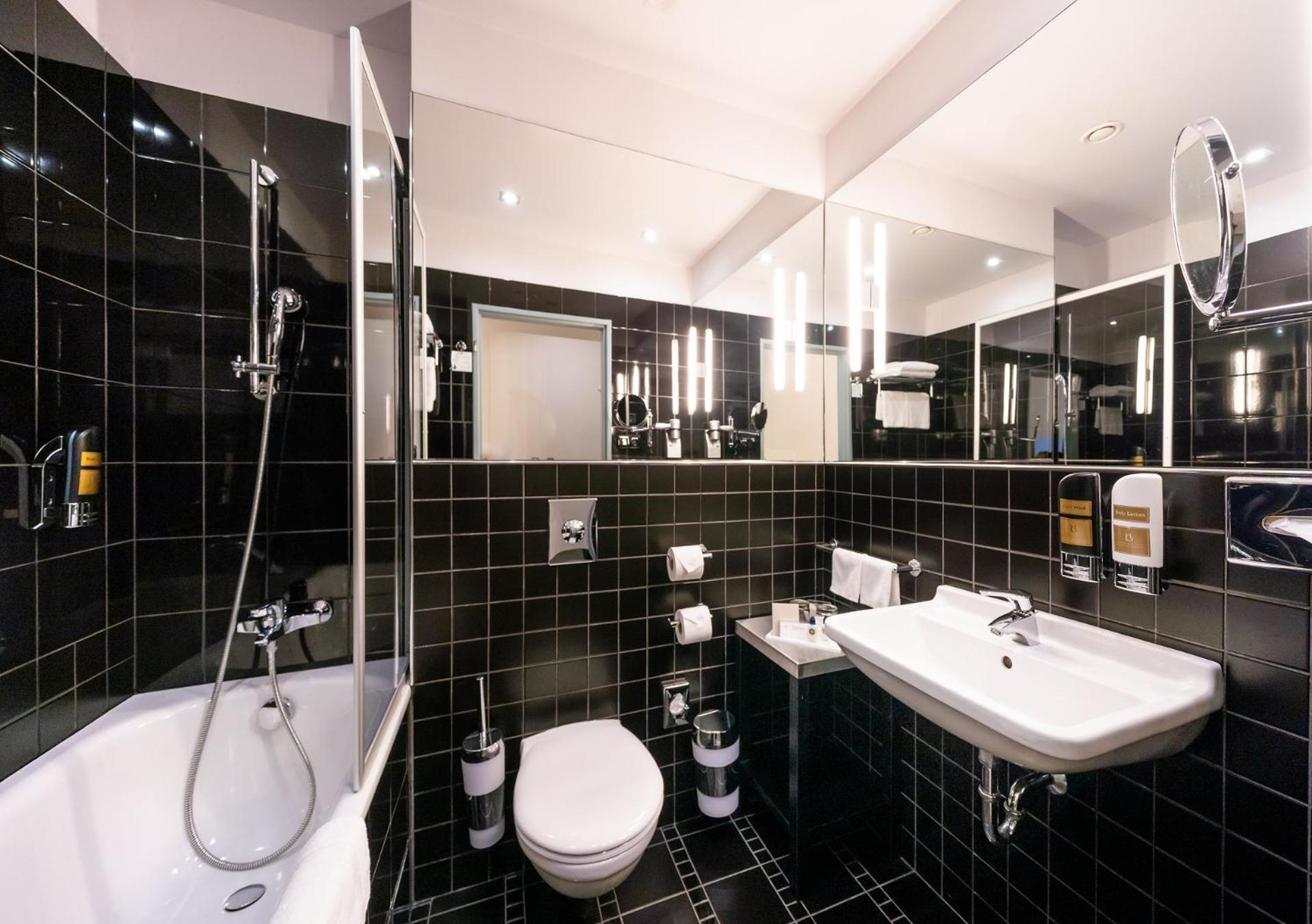 Classic Double or Twin Room