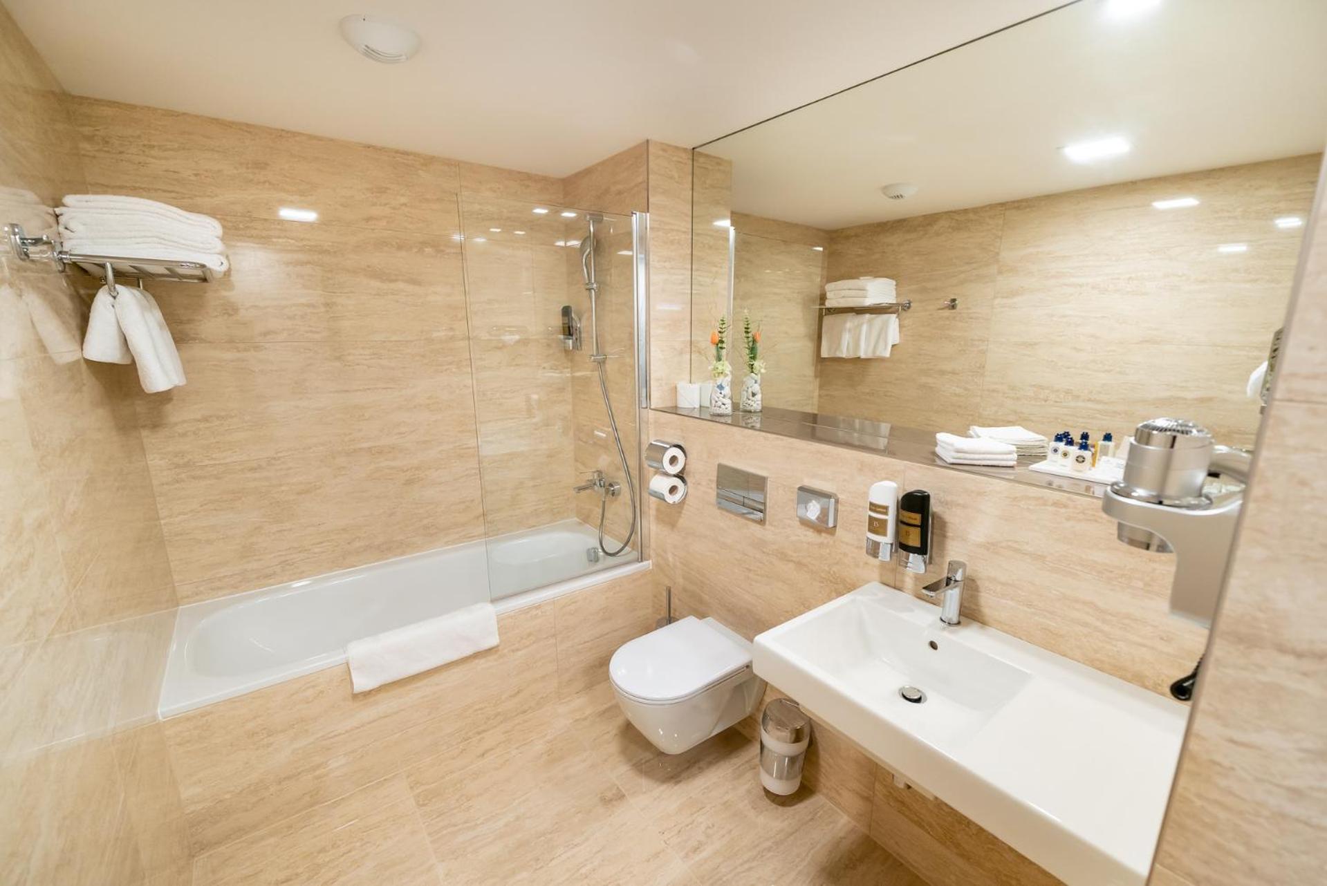 Classic Double or Twin Room