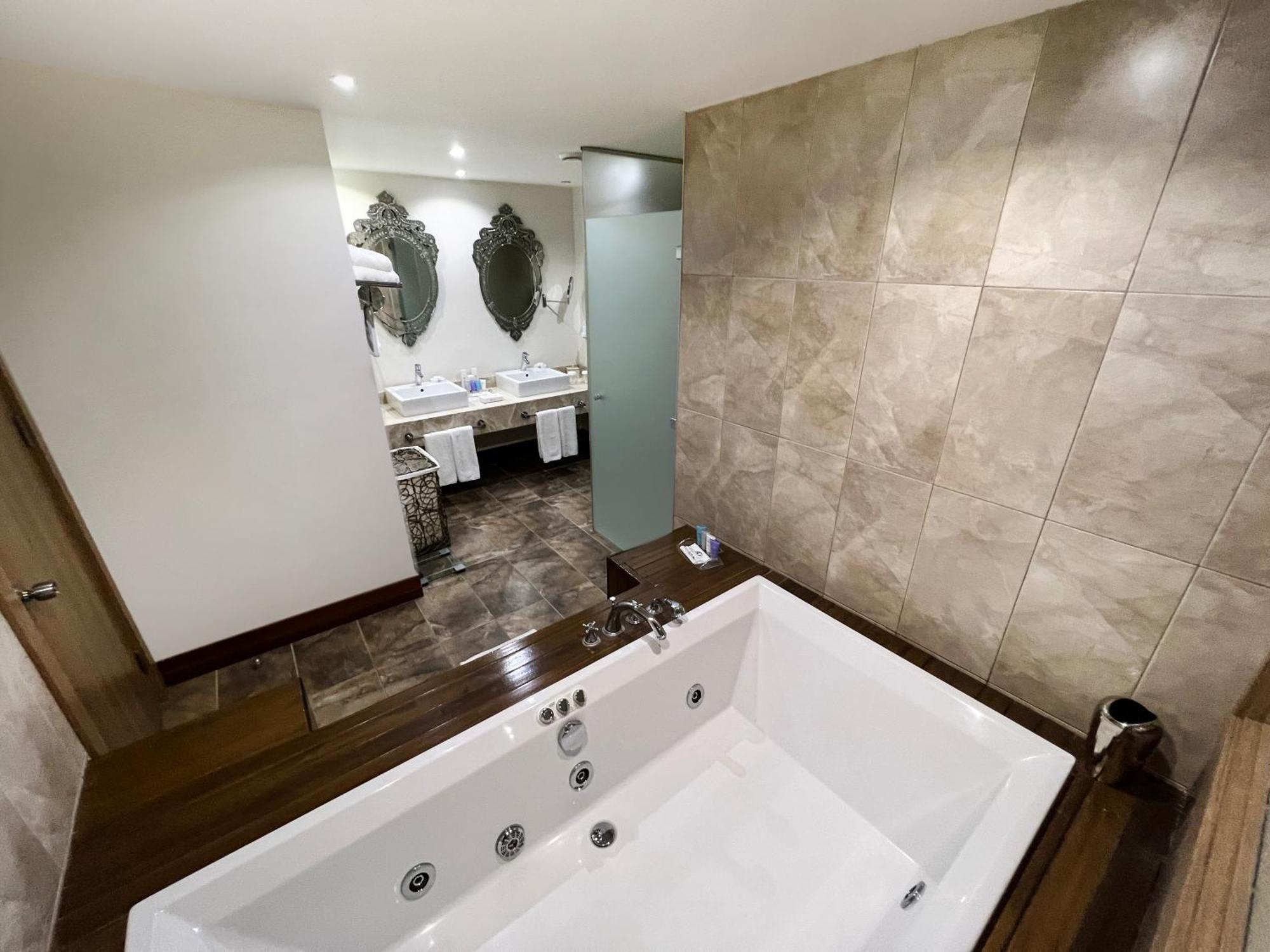 King Suite
