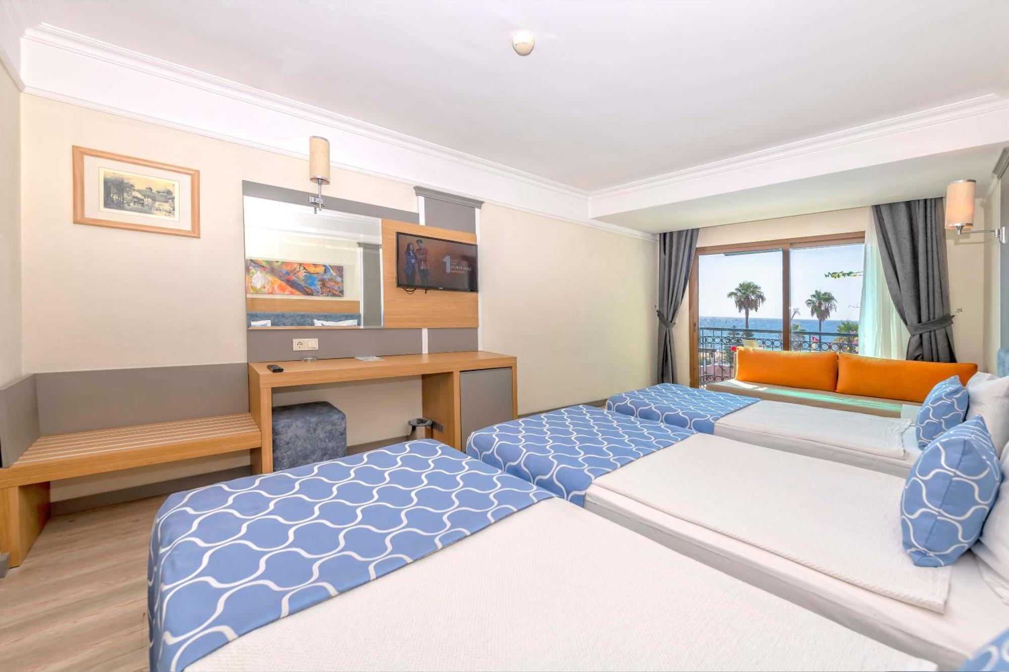 Standard Single Room Sea View