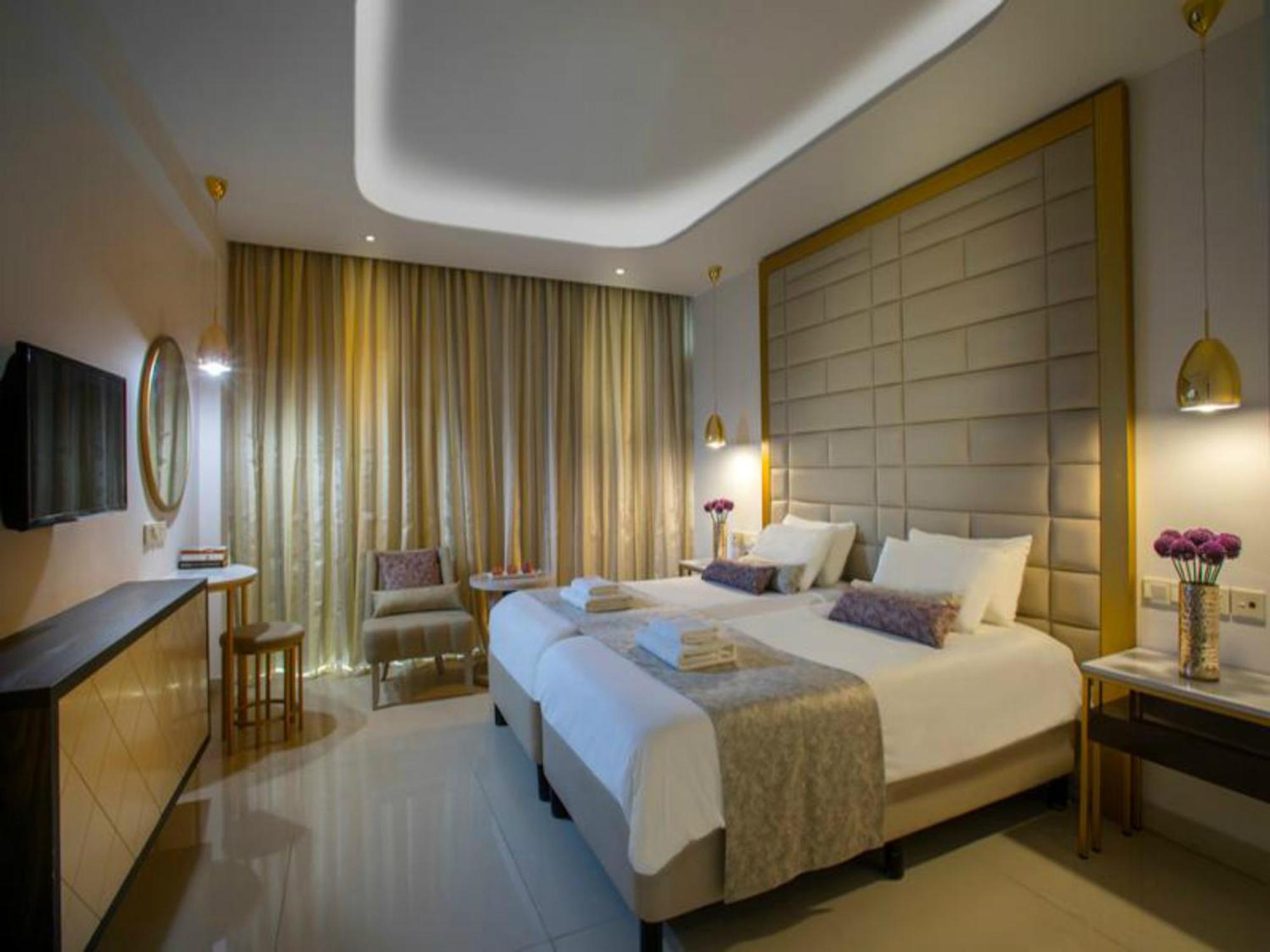 Standard Double or Twin Room Inland View