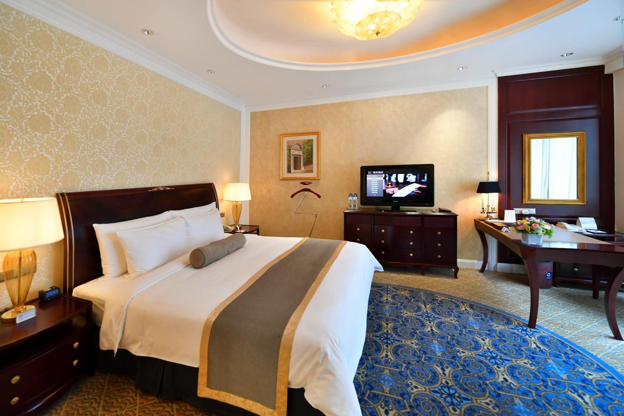 Deluxe Double Room,1436515594:JPEG