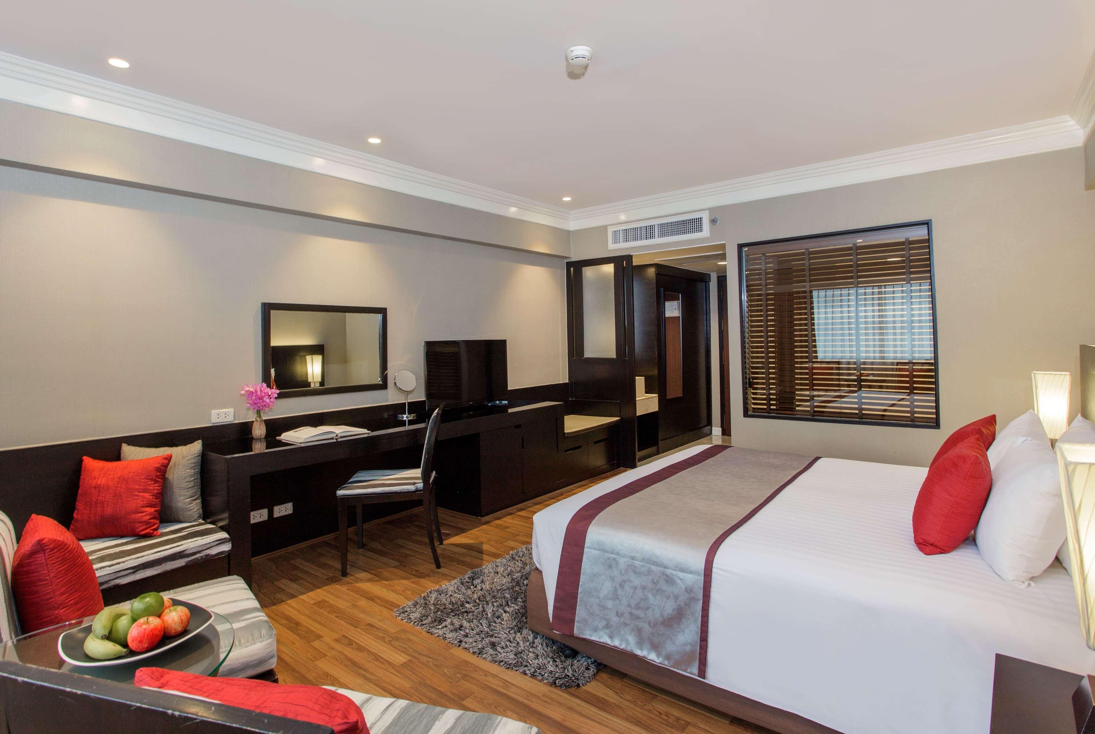 Deluxe King Room River View