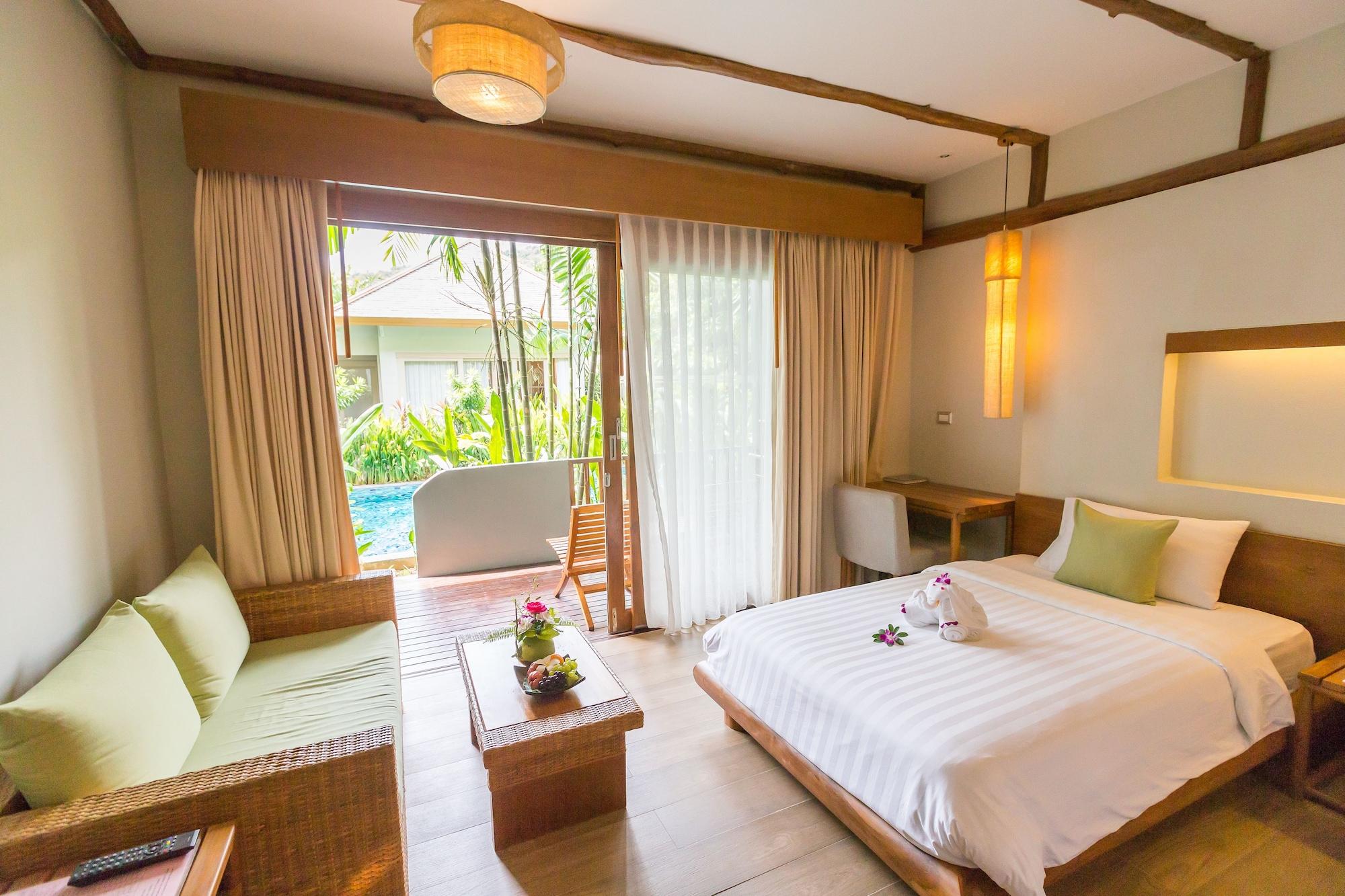 Deluxe Double Room with Pool Access,1129952712:JPEG