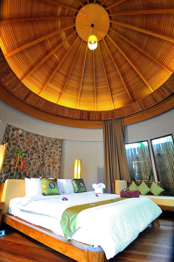 Three-Bedroom Villa with Private Pool,1115212998:JPEG