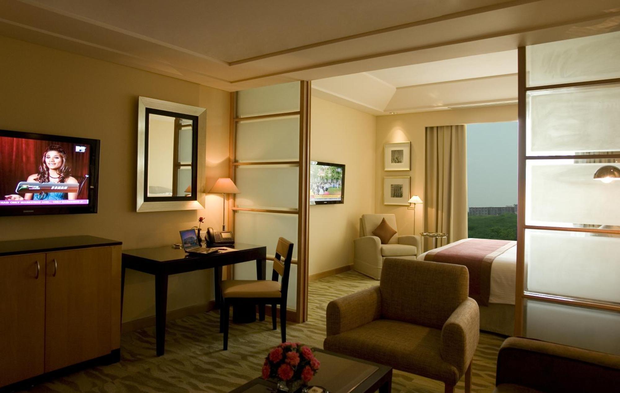 Suite on session of 30 mins Spa on food & soft beverage services on Laundry service T&C applicable