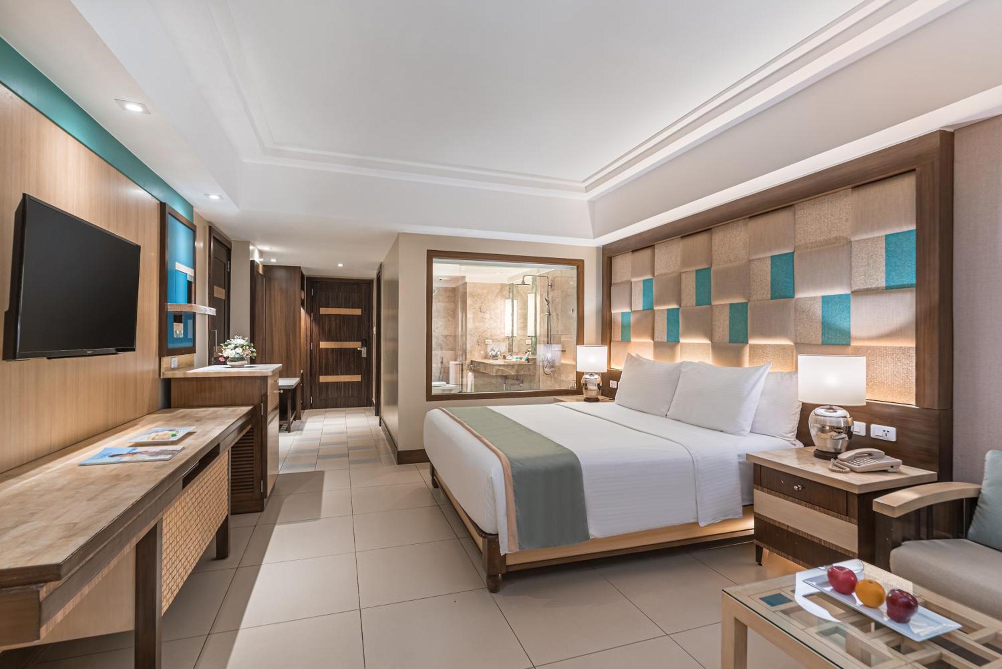 Premier Room