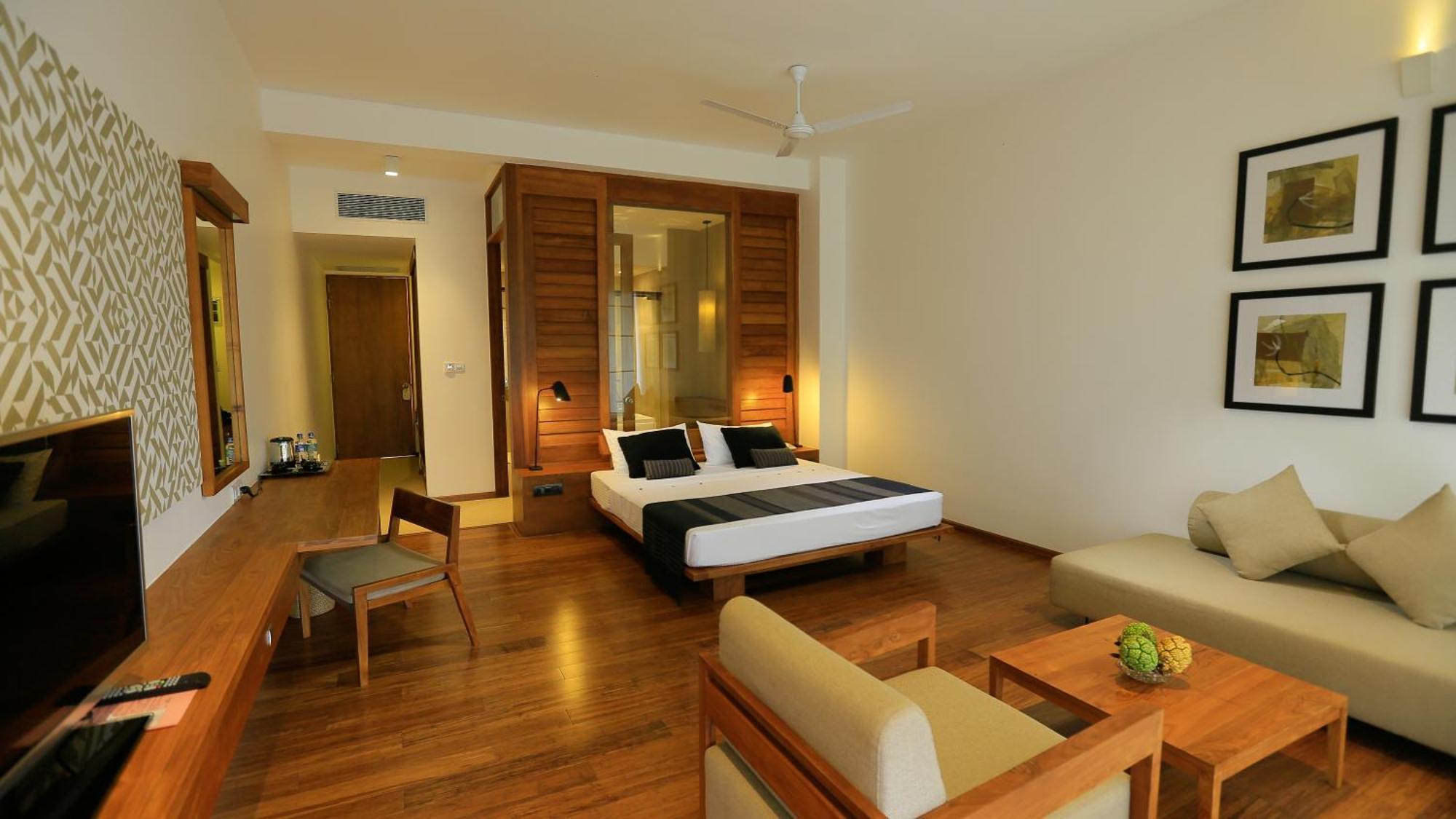 Deluxe Double Room Balcony on spa treatments