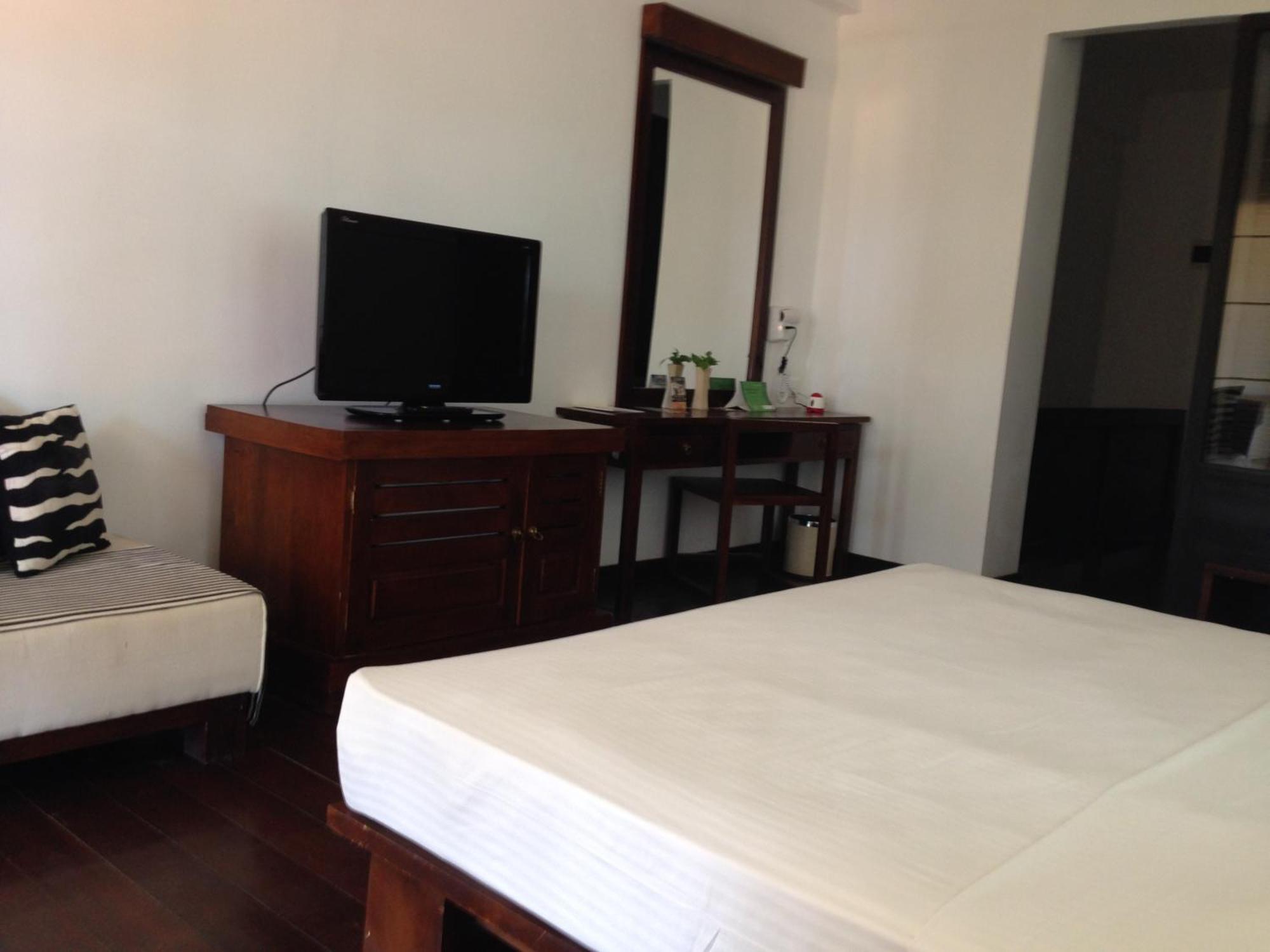 Standard Double or Twin Room Sea View Early Check & Late Check-out on availability basis on A La Carte on Spa Happy Hours 5-7pm