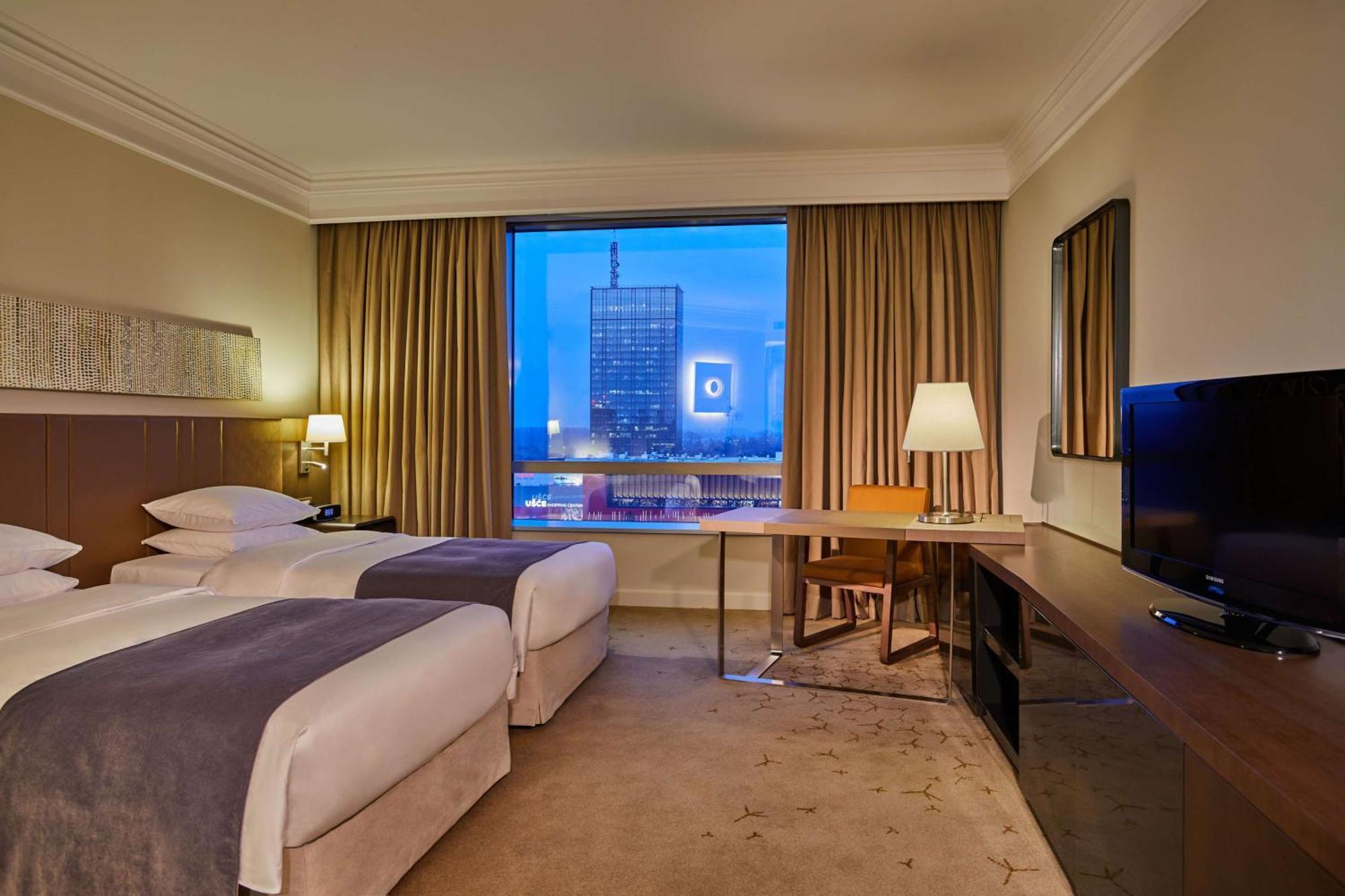 Twin Room - Club Access