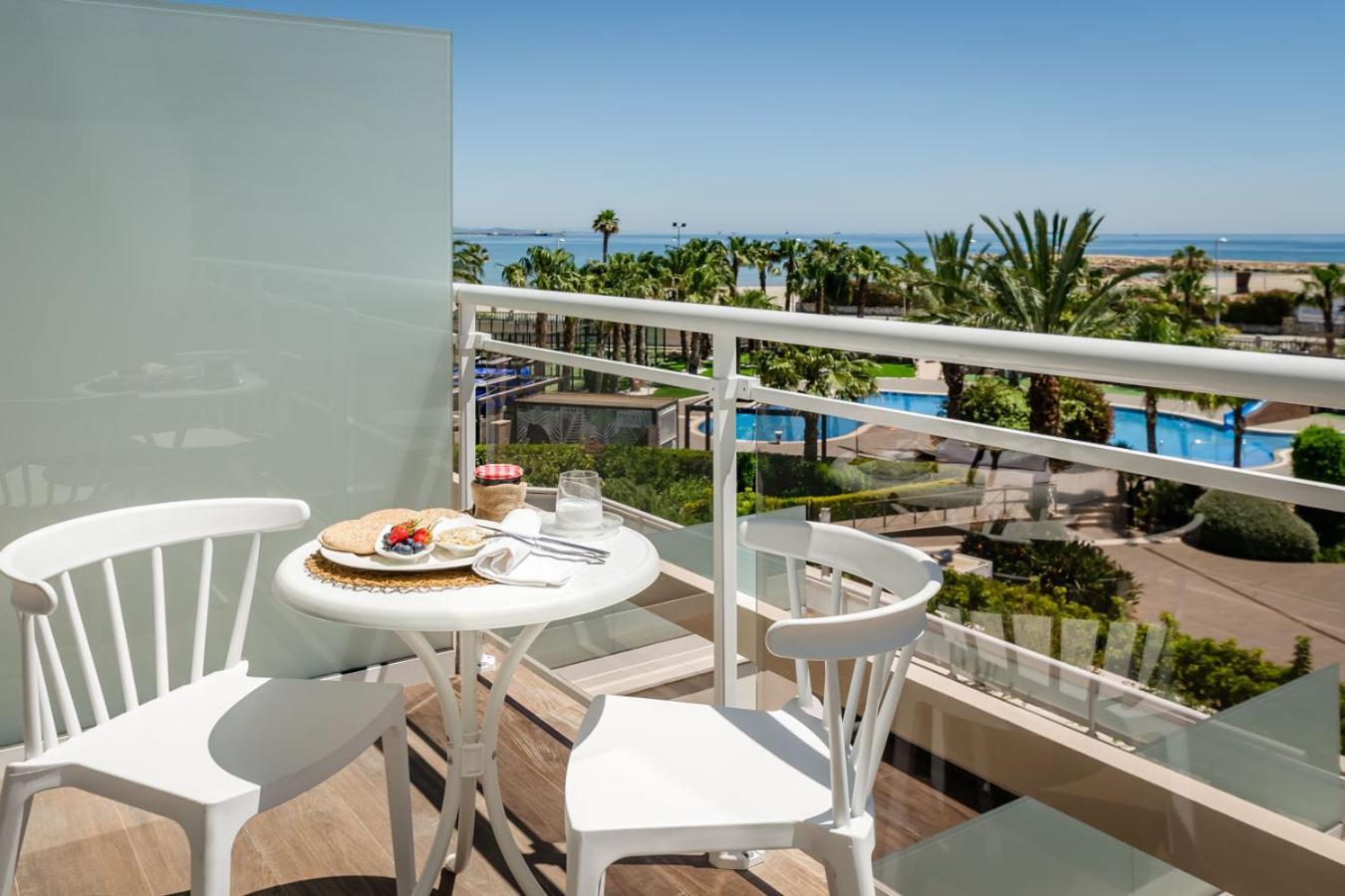 Family Room Sea View